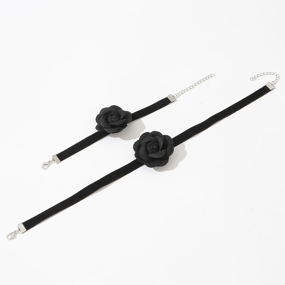 Wholesale Retro -style rose necklace and bracelet set